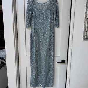 Kay Unger New York Blue 3/4 Sleeve Sequin Cocktail Dress Size 6 in ice blue